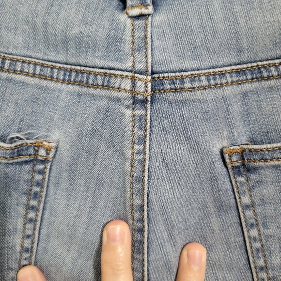 ANN TAYLOR Womens SZ 14 The Skinny Modern Fit Jeans Light Wash Raw Hem Ankle - Picture 12 of 13